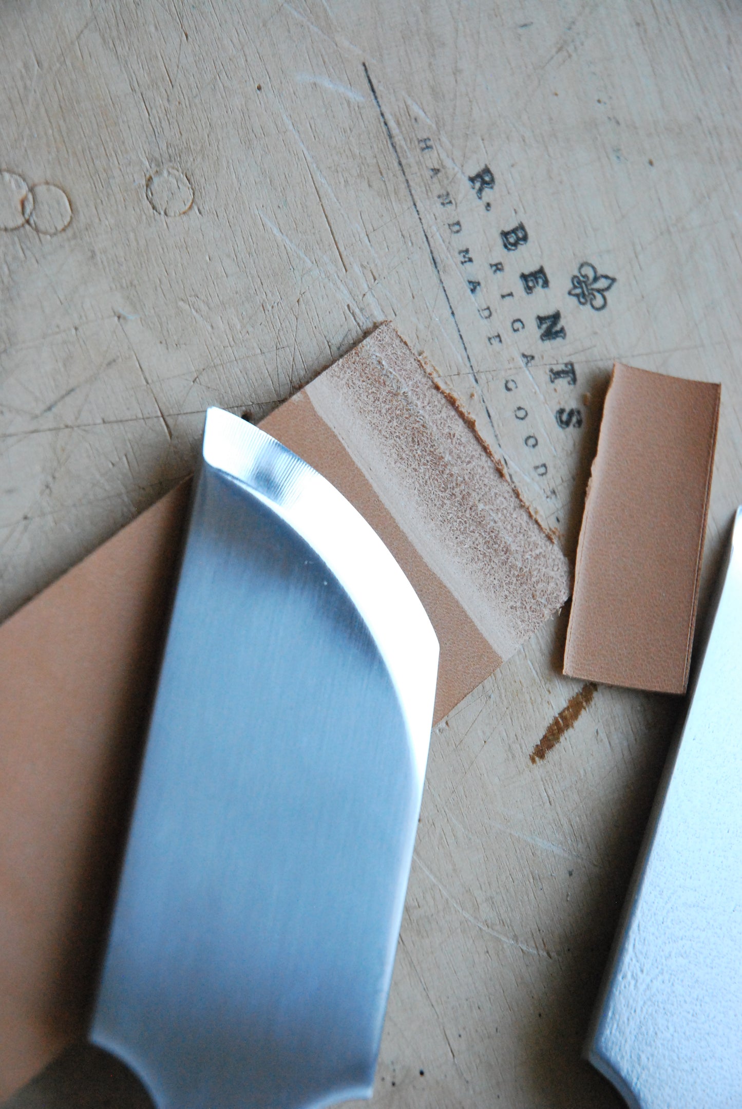 Skiving Knife