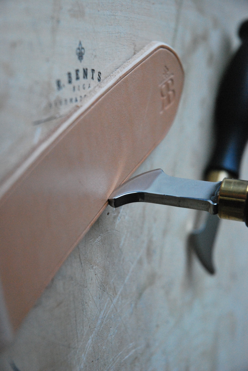 Leather Edge Creaser