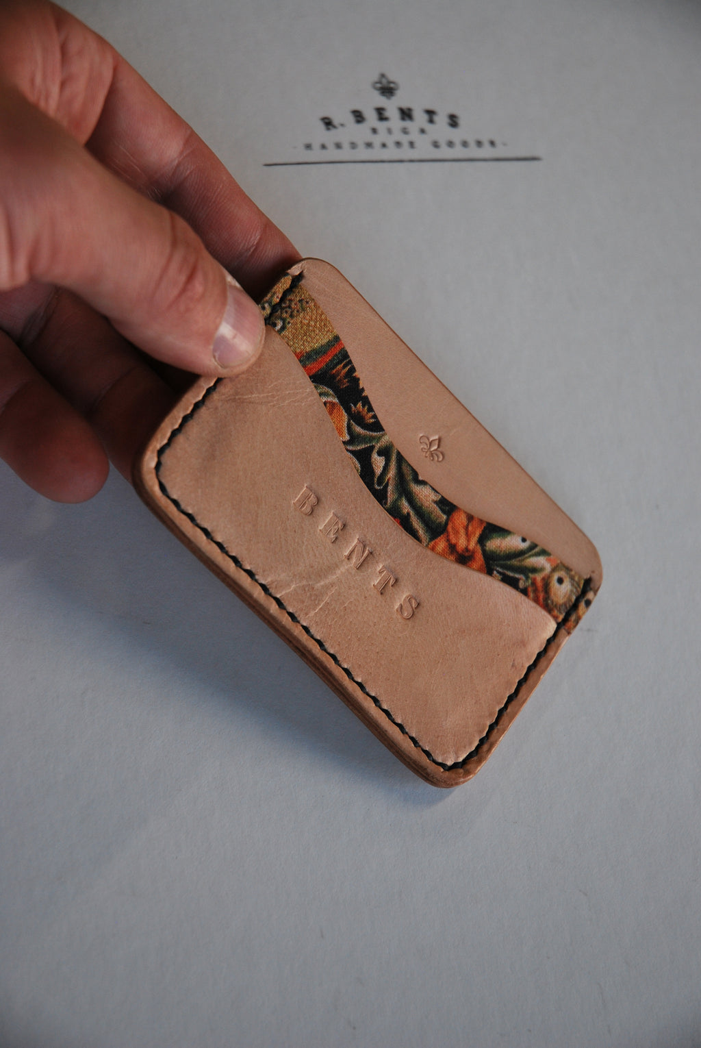 Card Organizer #1 (Natural)