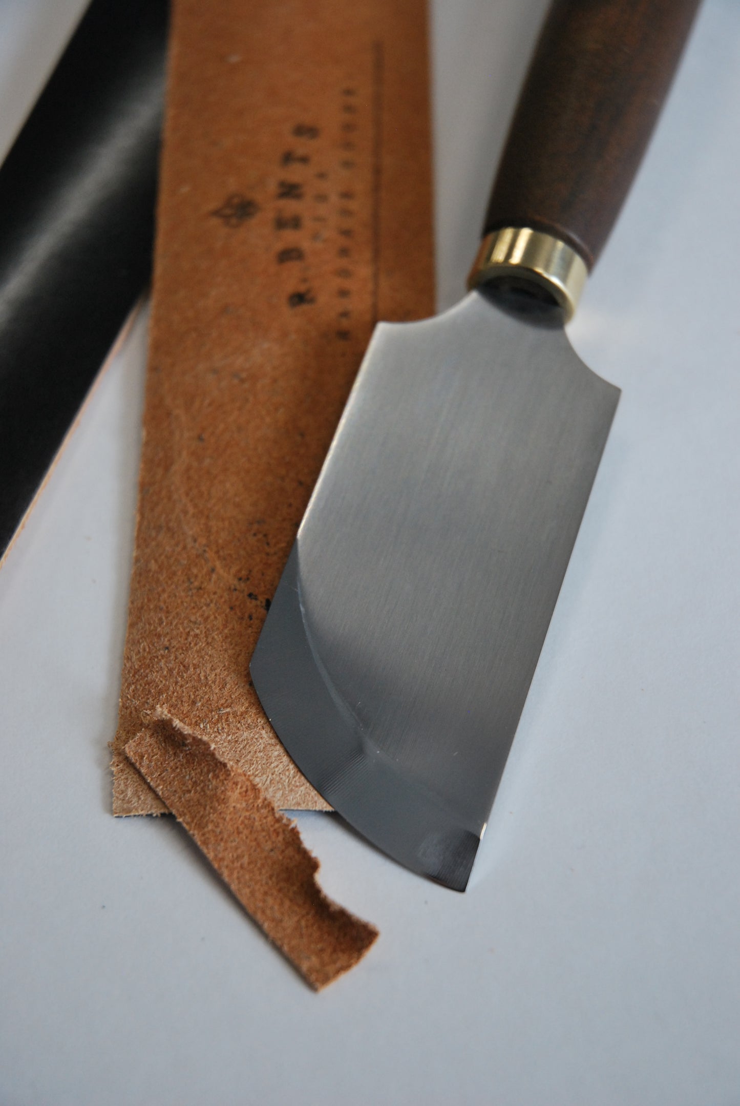 Skiving Knife