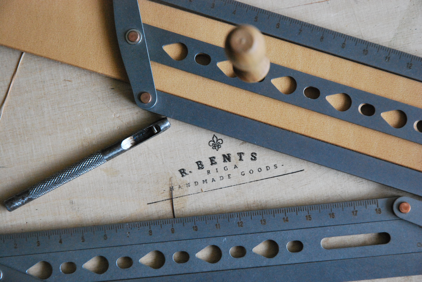 ⚜Hole Spacing Ruler