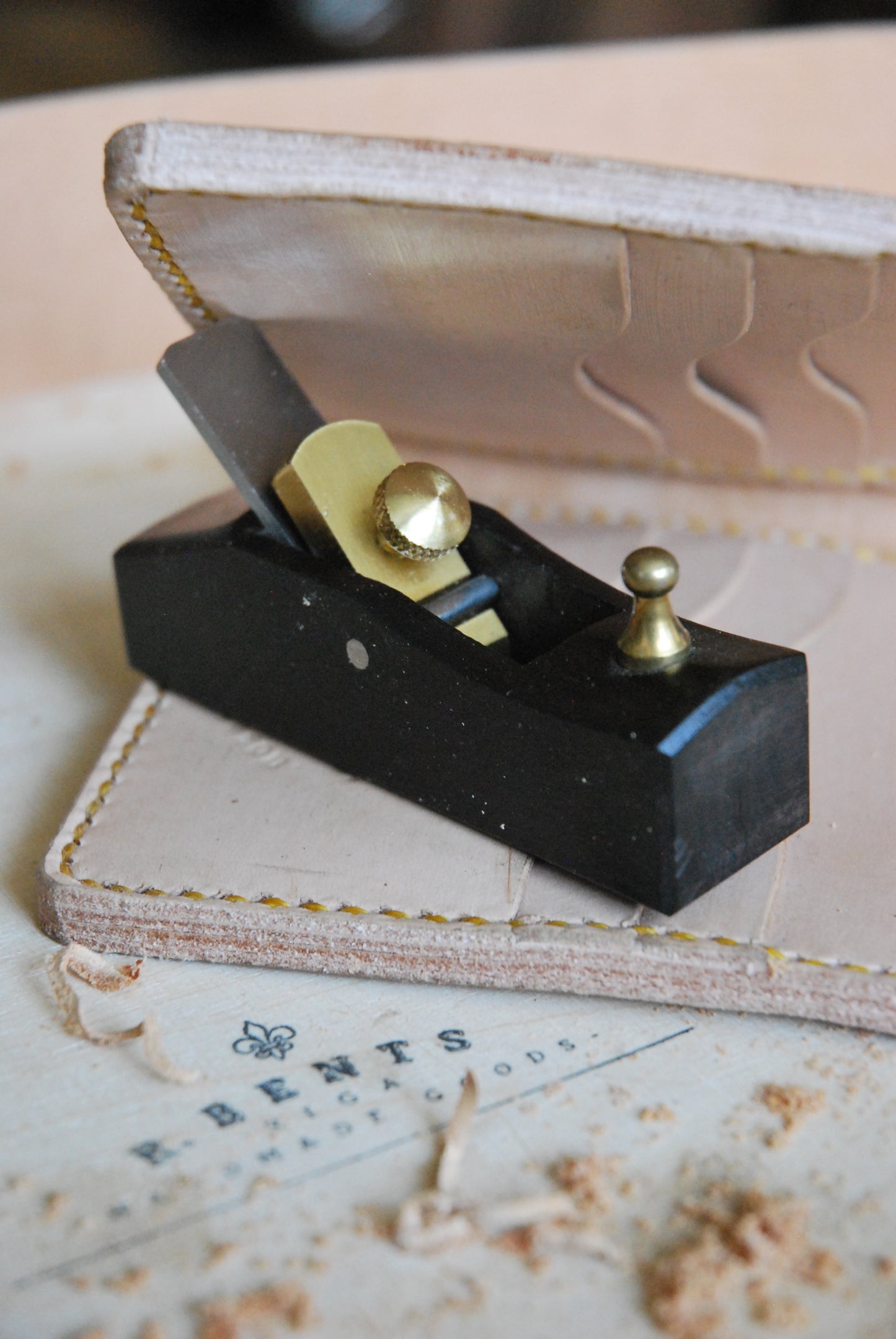 ⚜Mini Leather Planer