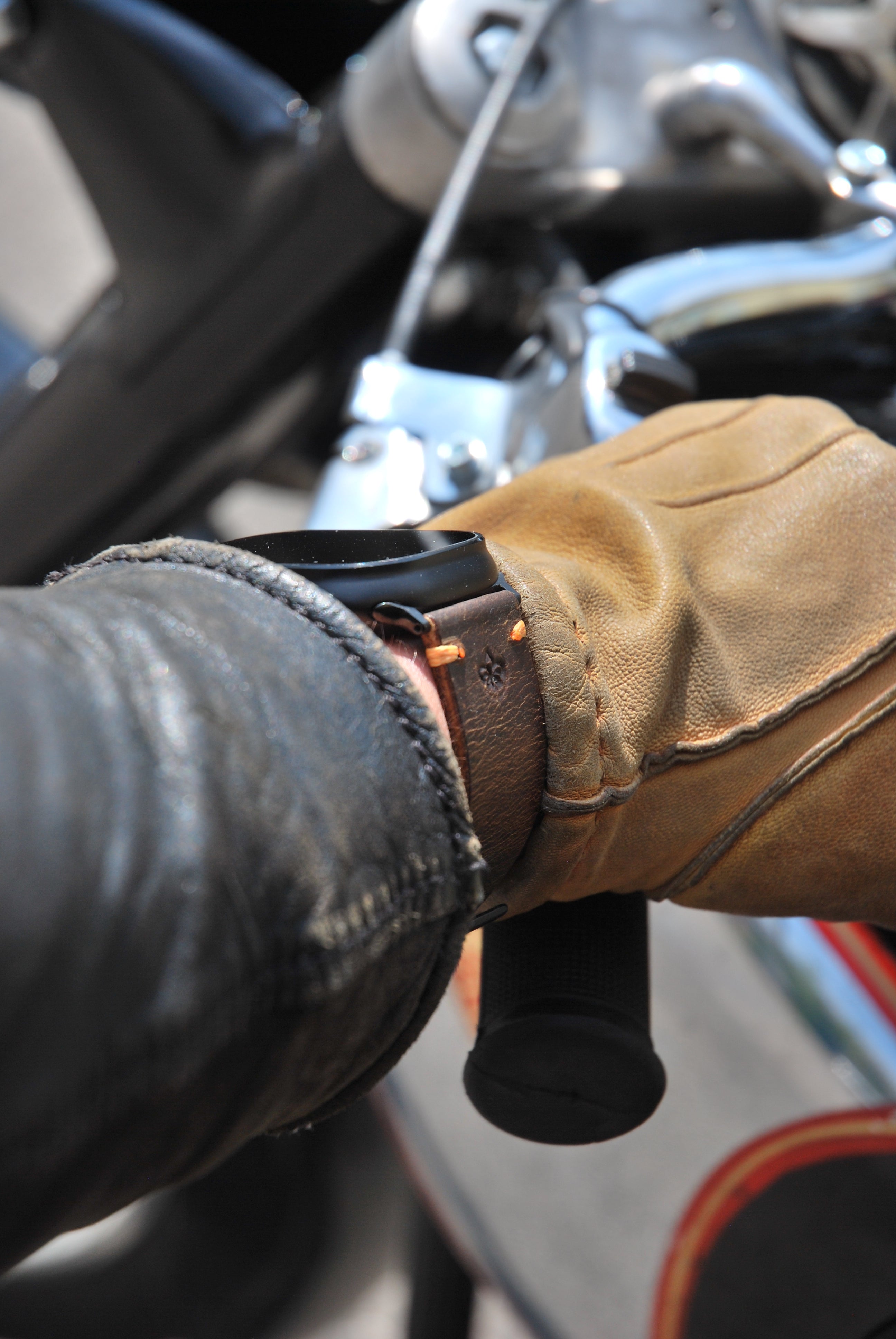 Apple watch band #1 Customizable thread colors & personalized initials