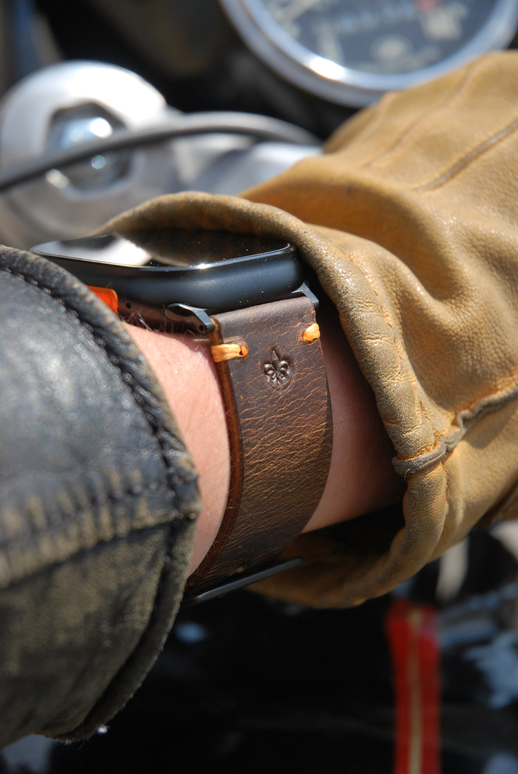 Apple watch band #3 Customizable thread colors & personalized initials